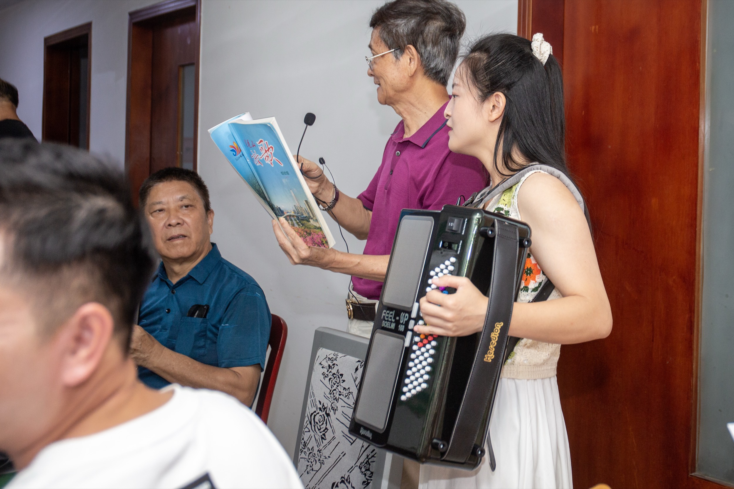 深圳市福田区福新社区合唱团排练（Hesedion伴奏）